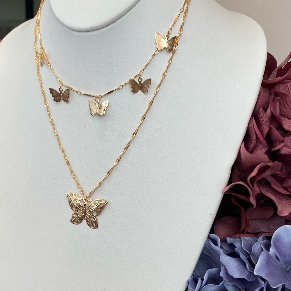 Boho Gold Multilayer Butterfly Necklace - Picture 8 of 13